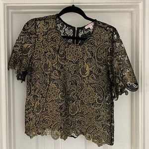 Lace top. Size large.